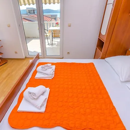 Tily Apartman Trogir