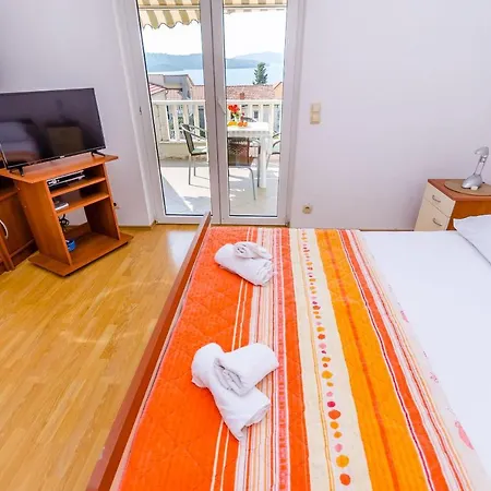 Tily Apartment Trogir